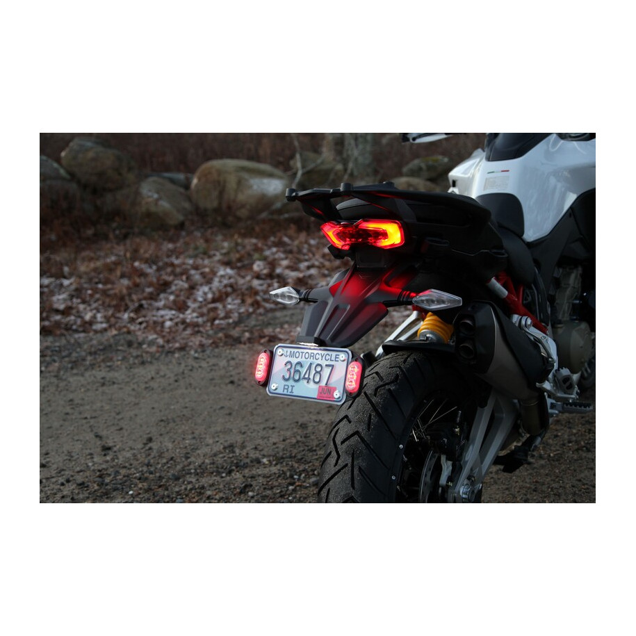 Kit de depositionnement d'éclairage de plaques DENALI