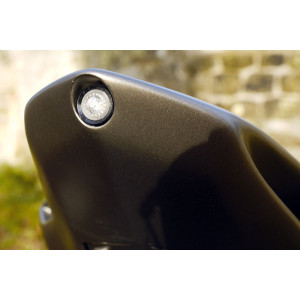 Feu arrière LED HIGHSIDER pro - Mono - noir/translucide - 1 pièce